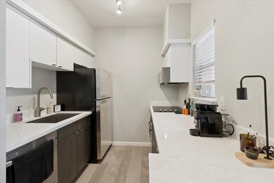 4041 Drake St unit 114, Houston, TX 77005 - photo 6