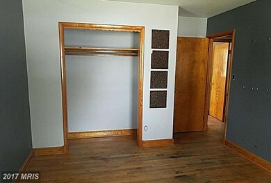 721 Clover Ave, Essex, MD 21221 - photo 6