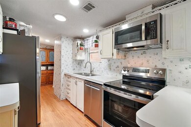 Kitchen with brand new appliances