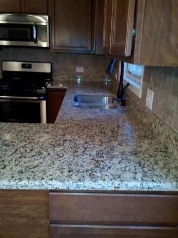 11S570 Mcgrath Ln, Naperville, IL 60564 - photo 3