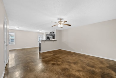 133 Melbourne Dr unit A, Clarksville, TN 37043 - photo 4