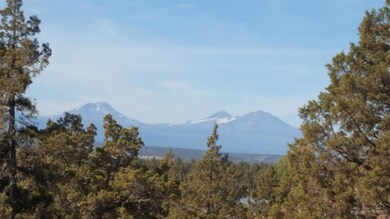 2702 NW Williams Loop, Redmond, OR 97756 - photo 3