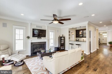 312 Pine St, Falls Church, VA 22046 - photo 4