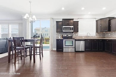 9102 Rocky Bank Ct-17