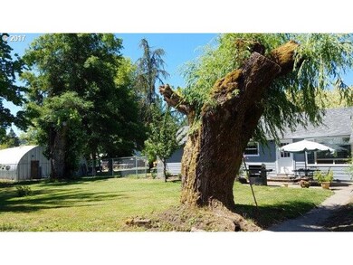 299 Northside Rd, Sutherlin, OR 97479 - photo 5