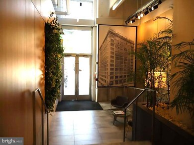 2200 28 Arch St unit 906, Philadelphia, PA 19103 - photo 4