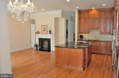2126 Mcconvey Place, Falls Church, VA 22043 - photo 2