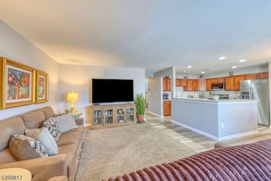 9 Crestmont Ct, Hamburg, NJ 07419 - photo 7