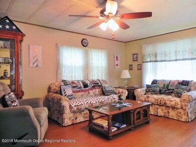 8 Linden Ct, Whiting, NJ 08759 - photo 3