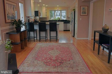 922 Boucher Ave, Annapolis, MD 21403 - photo 2