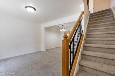 3_Living-Room_high_3722724