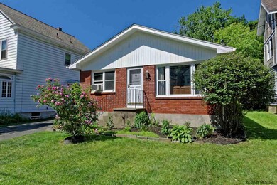 535 Mercer St, Albany, NY 12208 - photo 2