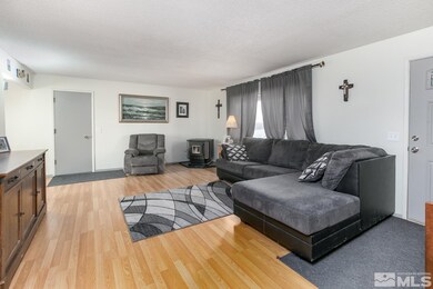1246 Roberson Ln, Fallon, NV 89406 - photo 4