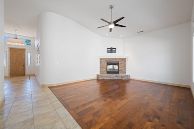 42 N 1100 W ST GEORGE, UT 84770-35