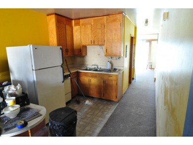 814 Rich Acres Rd, Johnson City, TN 37601 - photo 4