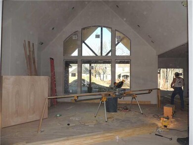 Living Room. Huge living room with gorgeous window