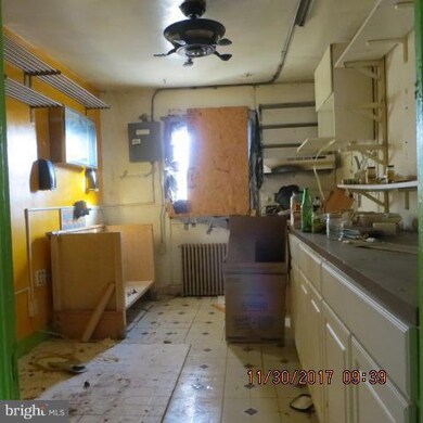 1421 N Ellwood Ave, Baltimore, MD 21213 - photo 5