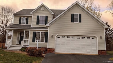 View of front of property on a cloudy day