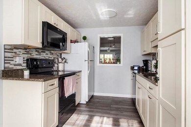 48 Fox Meadow Rd unit F, Leominster, MA 01453 - photo 4