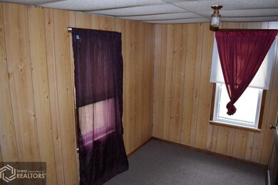 830 Roosevelt Blvd, Osceola, IA 50213 - photo 7