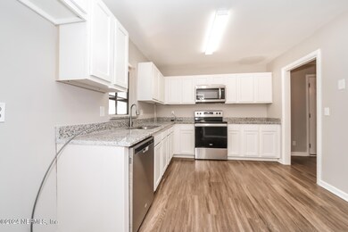 8286 Haverhill St, Jacksonville, FL 32211 - photo 7