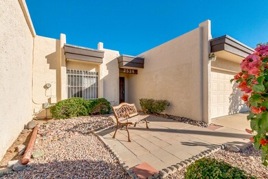 2538 E Wagoner Rd, Phoenix, AZ 85032 - photo 2