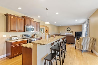 59 Hawthorne Dr, Auburn, NH 03032 - photo 5