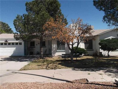 7547 N Loop Dr, El Paso, TX 79915 - photo 2