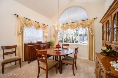 Formal Dining