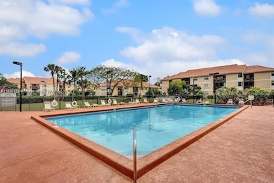 5721 Riverside Dr unit 302B5, Coral Springs, FL 33067 - photo 7