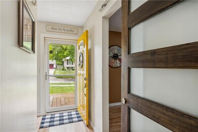 315 Wilmers Ave, Des Moines, IA 50315 - photo 5