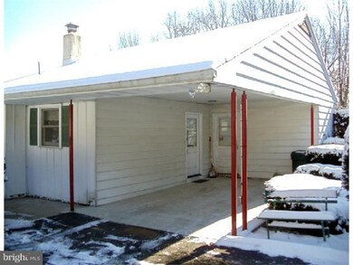 300 Oley Rd, Fleetwood, PA 19522 - photo 3