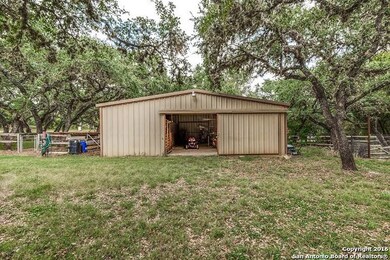8501 Oak Thicket, San Antonio, TX 78255 - photo 5