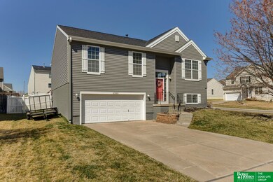 2302 S Mineral Dr, Papillion, NE 68046 - photo 3