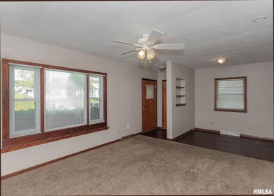 1507 W 37th St, Davenport, IA 52806 - photo 3