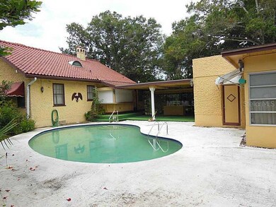 Swimming Pool/Hot Tub/Sauna