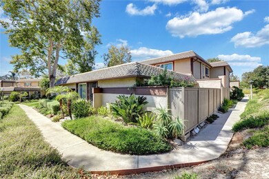 22922 Vía Nuez, Mission Viejo, CA 92691 - photo 2