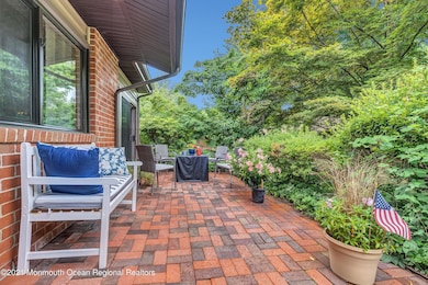 70 Falmouth Ct, Red Bank, NJ 07701 - photo 3