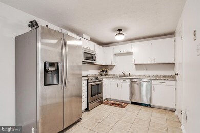 13483 Demetrias Way, Germantown, MD 20874 - photo 3