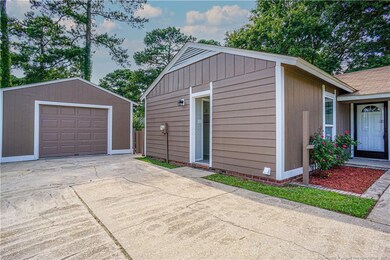 610 Missenburg Ct, Fayetteville, NC 28314 - photo 2