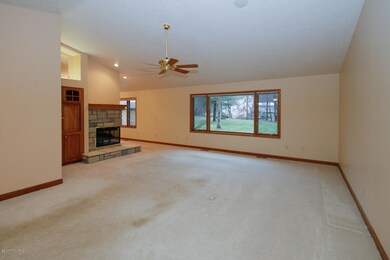9419 Highland View Dr-104