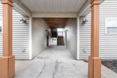 128 Knowledge, Unit B, Branson, MO-1