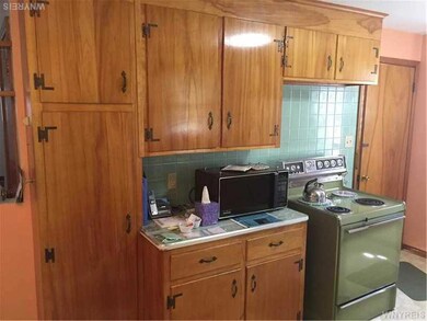 1432 Moll St, North Tonawanda, NY 14120 - photo 5