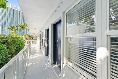 1515 West Ave unit 9, Miami Beach, FL 33139 - photo 3