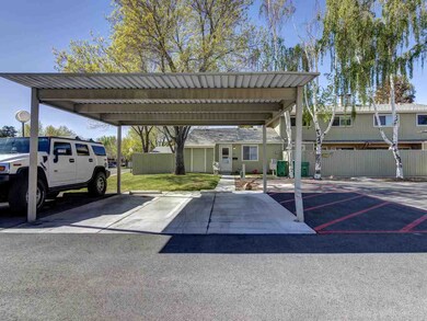 909 Mesa Ridge Dr unit 1, Sparks, NV 89434 - photo 4