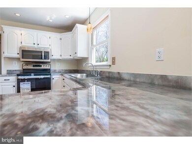 230 Country Club Rd, Royersford, PA 19468 - photo 6