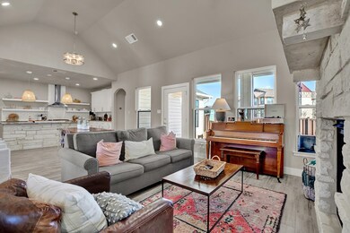 704 Shumard Ln, Fredericksburg, TX 78624 - photo 6