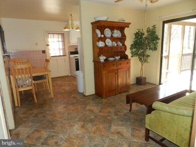 10800 Piedmont Dr, Fredericksburg, VA 22407 - photo 6