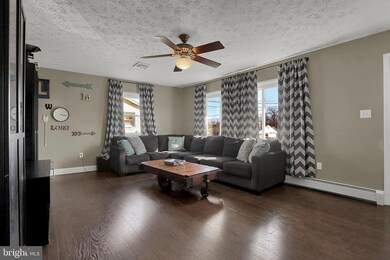 6402 Bedford St, Harrisburg, PA 17111 - photo 3