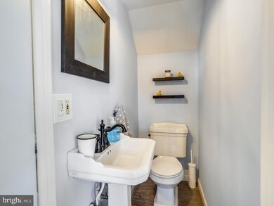 211 Laurel Rd, Linthicum Heights, MD 21090 - photo 5